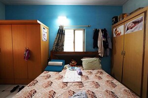 Bedroom in 6+ BHK Independent House at Dhankawadi – for Sale