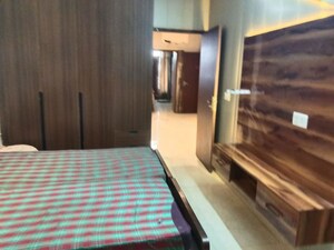 Bedroom in 2 BHK Builder Floor at Roseate Homes, Ghazipur – for Rent