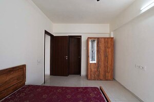 Room in 2 BHK Apartment at Kohinoor Tinsel County, Hinjewadi – for Sale