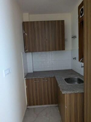 Furnished Amenities in 1 BHK Builder Floor at Neb Sarai – for Rent