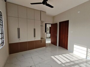 Room in 2 BHK Apartment at Prestige Royale Gardens, Doddaballapur Road – for Rent