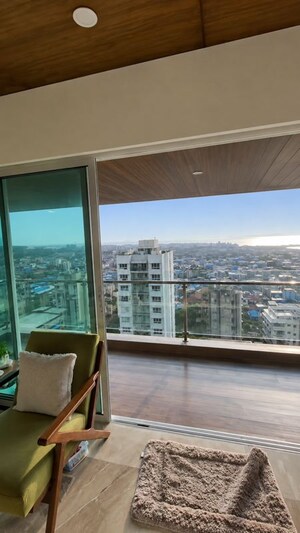 Balcony in 3 BHK Apartment at Sea Garden View, Santacruz West – for Rent