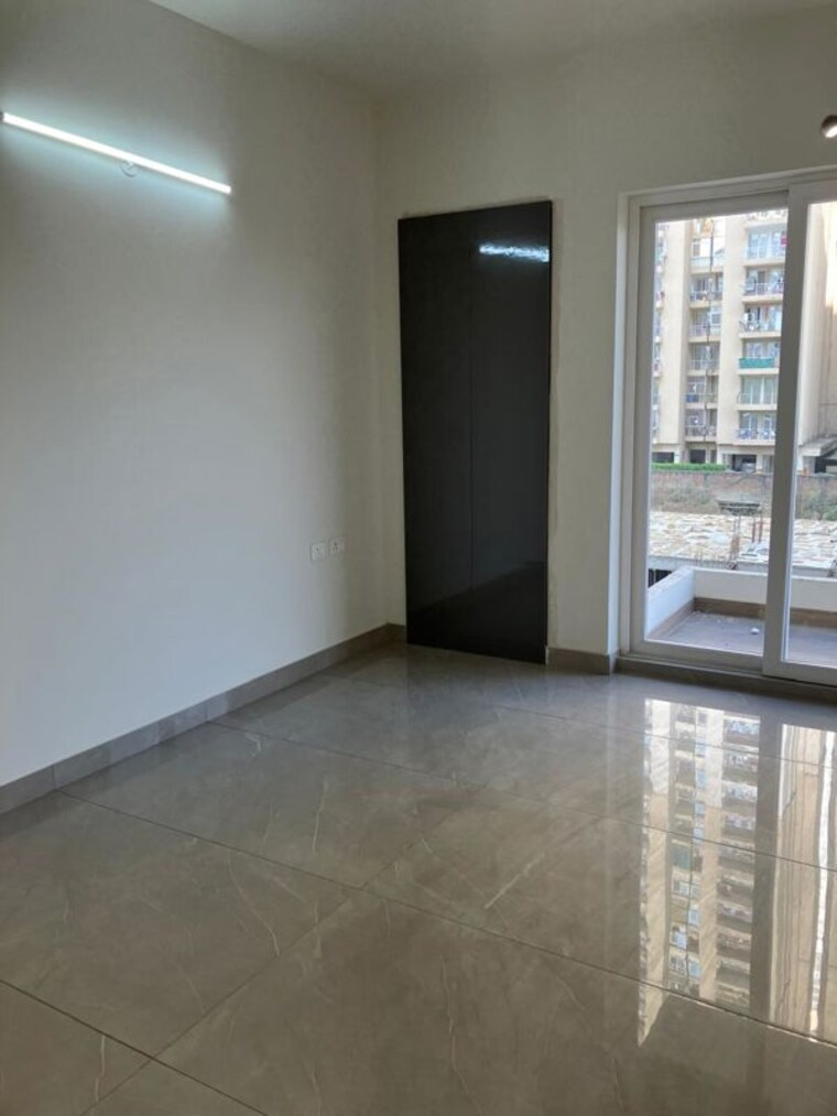 Room, nirala-world-estate-i 3 Bedroom 1440 Sq.Ft. Apartment In Tech Zone 4 Greater Noida Greater Noida 10568830