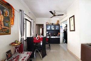 Team Area in 3 BHK Apartment at Hadapsar – for Sale