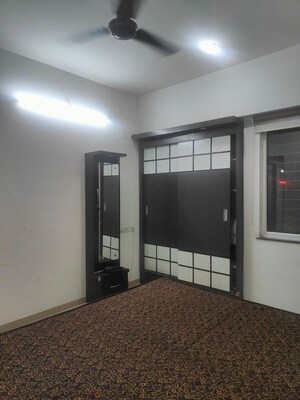 Bedroom in 2.5 BHK Apartment at Yashwant Nagar – for Rent