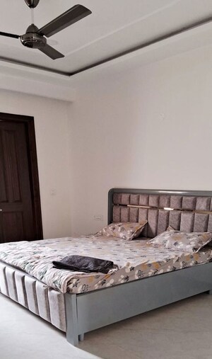 Bedroom in 6+ BHK Independent House at Sector 89 – for Rent