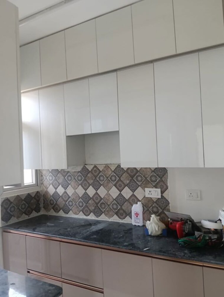 Kitchen, signature-global-prime 2 Bedroom 800 Sq.Ft. Apartment In Sector 63a Gurgaon 10568936