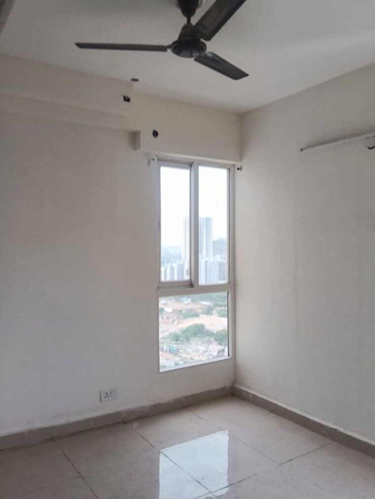 Room, signature-global-prime 2 Bedroom 800 Sq.Ft. Apartment In Sector 63a Gurgaon 10568936