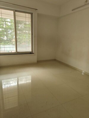 Room in 2 BHK Apartment at Mantra Alkasa, Mohammadwadi – for Rent