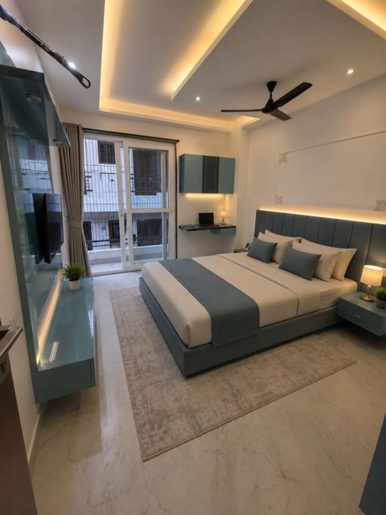 Living Room, emaar-palm-hills 3.5 Bedroom 1900 Sq.Ft. Apartment In Sector 77 Gurgaon 10568955