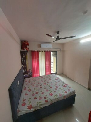 Bedroom in 2 BHK Apartment at Divyam Heights, Andheri West – for Rent