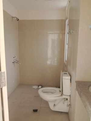 Bathroom in 3.5 BHK Apartment at Emaar Palm Hills, Sector 77 – for Rent