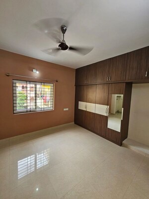 Room in 2 BHK Independent House at Hsr Layout – for Rent