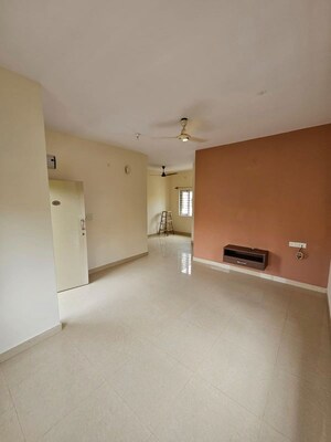 Room in 2 BHK Independent House at Hsr Layout – for Rent