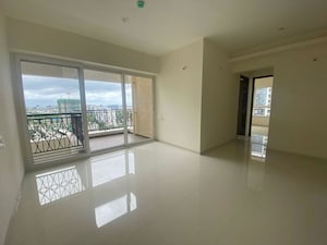 Room in 2 BHK Apartment at Nyati Elysia, Kharadi – for Sale