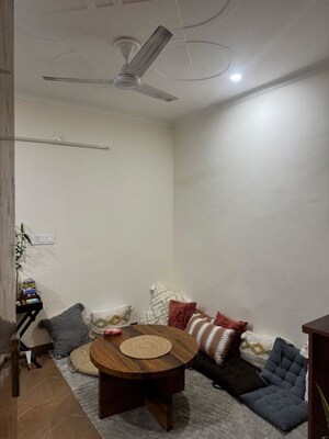 Furnished Amenities in 2 BHK Independent House at Sector 28 – for Rent