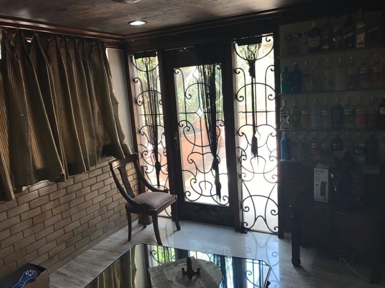 Gym, sunny-side-apartment 3 Bedroom 1600 Sq.Ft. Apartment In Andheri West Mumbai 10569026