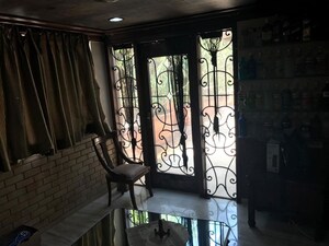 Gym in 3 BHK Apartment at Sunny Side Apartment, Andheri West – for Rent