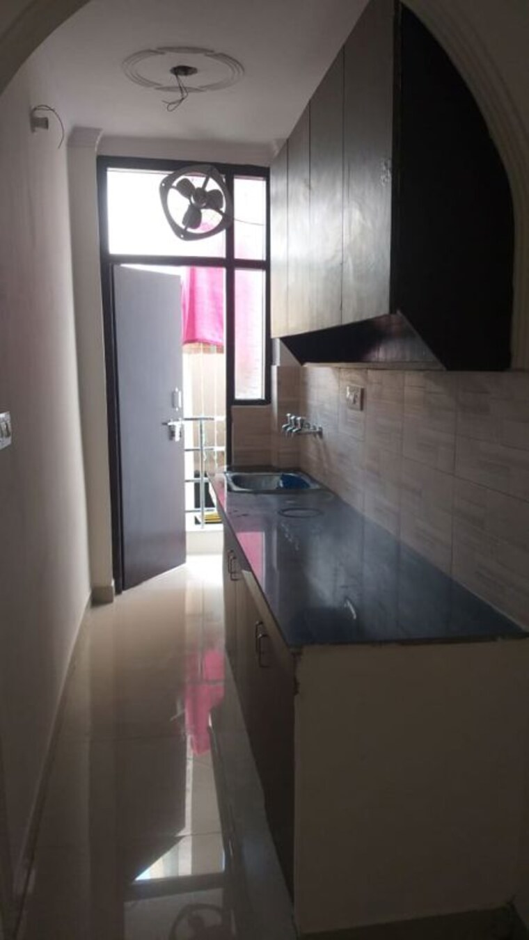 Kitchen, south extension i 1 Bedroom 450 Sq.Ft. Builder Floor In South Extension I Delhi 10322258