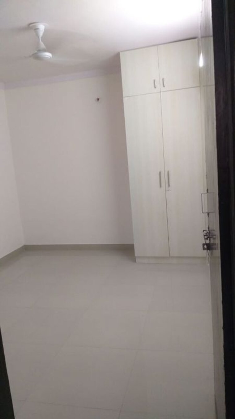 Room, south extension i 1 Bedroom 450 Sq.Ft. Builder Floor In South Extension I Delhi 10322258