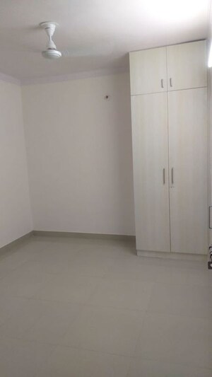 1 BHK Builder Floor For Rent in South Extension I