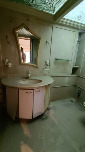 Bathroom in 4 BHK Apartment at Colaba – for Sale
