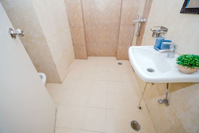 Bathroom, dwarkadhish-homes 3 Bedroom 2025 Sq.Ft. Apartment In Sector 84 Gurgaon 10569030