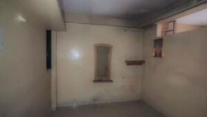 Room in  Apartment at Mahindra Pur – for Sale