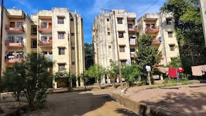  Apartment For Sale in Abbas Nagar