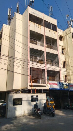  Apartment For Sale in Himayath Nagar