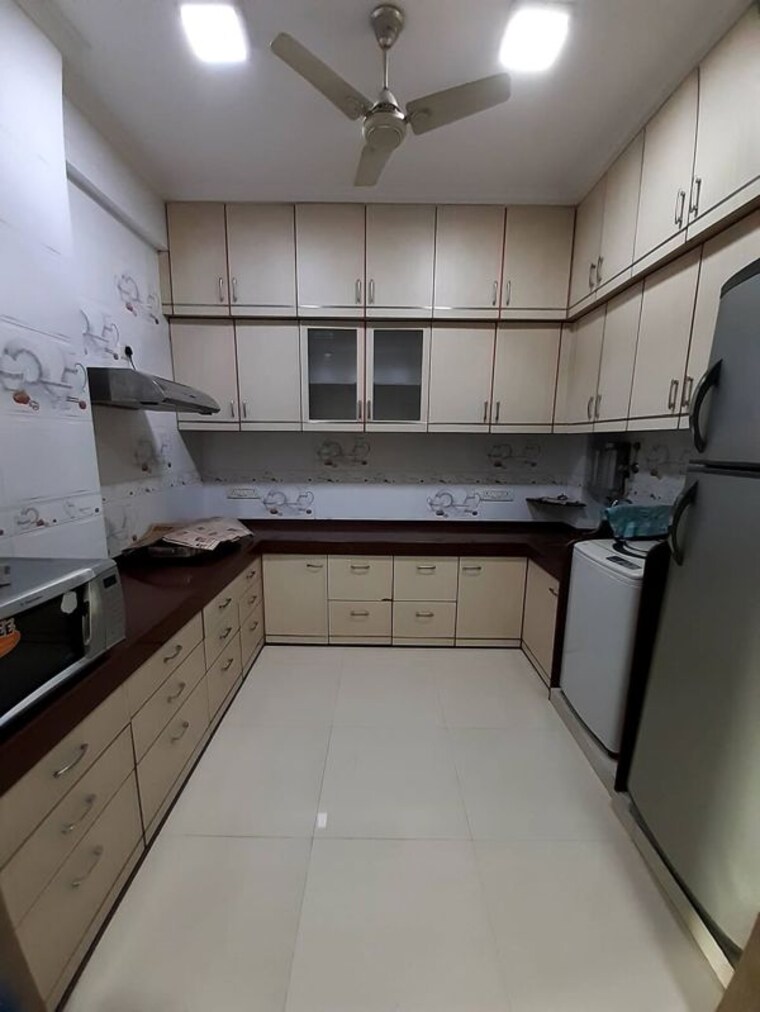 Kitchen, colaba 1.5 Bedroom 540 Sq.Ft. Apartment In Colaba Mumbai 10569121