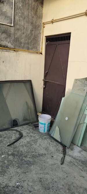 Furnished Amenities in 4 BHK Independent House at Vrindavan Yojna – for Sale
