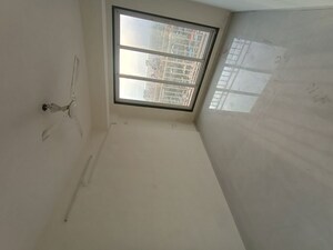 Room in 3 BHK Apartment at Gami Jade, Vashi Sector 26 – for Rent