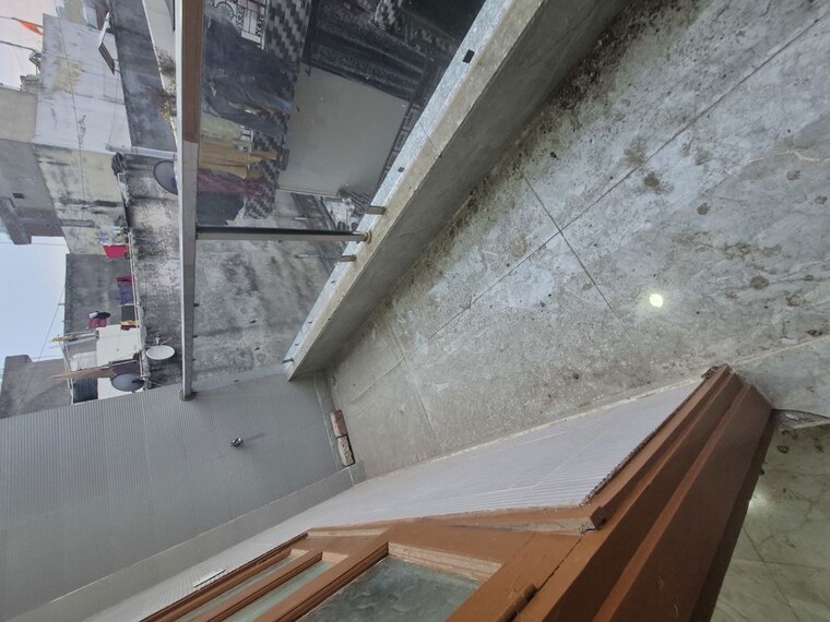 Balcony, mayur vihar 3.5 Bedroom 950 Sq.Ft. Builder Floor In Mayur Vihar Delhi 10569278