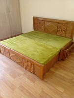 4 BHK + Prayer Room,Servant Room,Study Room,Extra Room 250 Sq.Yd. Builder Floor in BPTP Parkland Pride