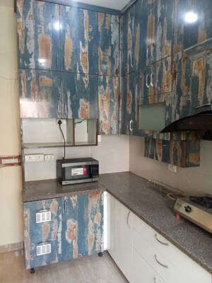 Kitchen in 4 BHK Builder Floor at BPTP Parkland Pride, Sector 77 – for Sale