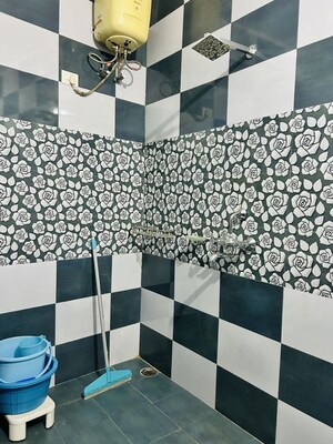 Washroom in 3 BHK Independent House at Vastu Khand – for Rent