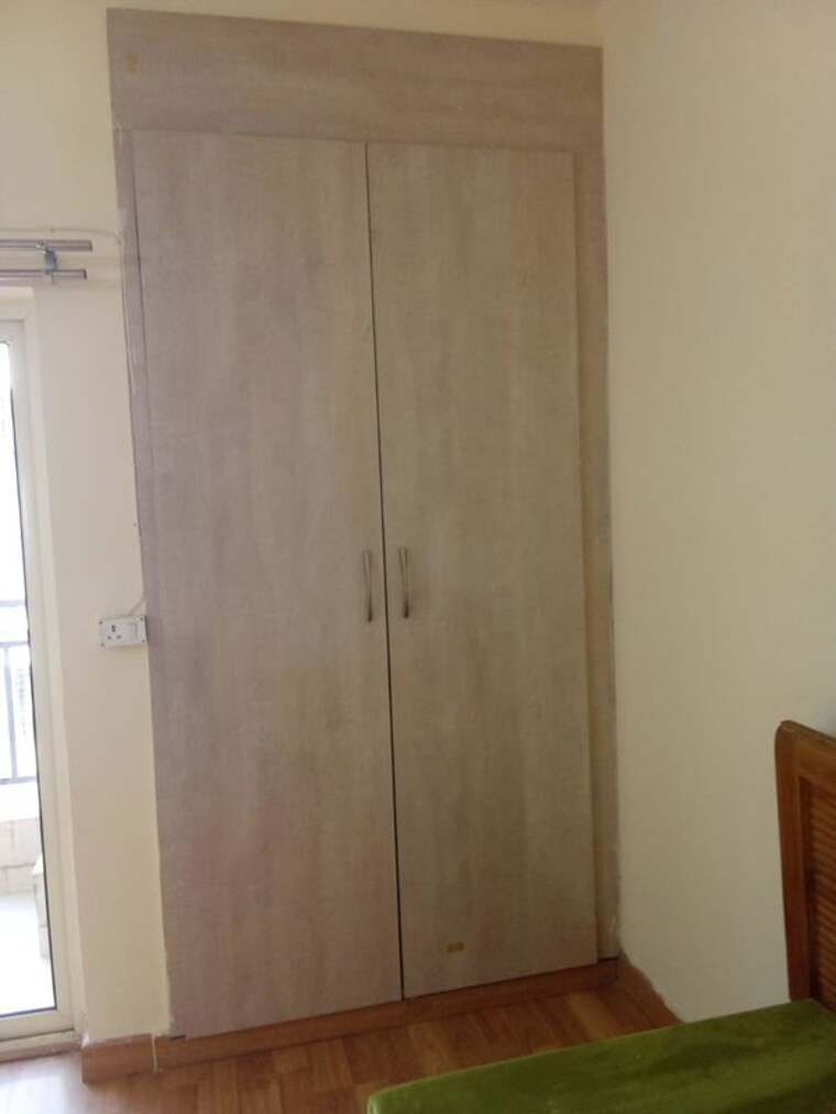Bathroom, bptp-parkland 3 Bedroom 180 Sq.Yd. Builder Floor In Sector 75 Faridabad 10569285