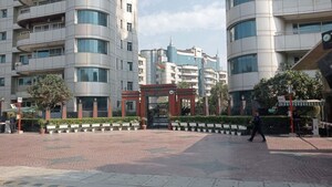 3 BHK Apartment For Rent in Omaxe Grand, Sector 93b