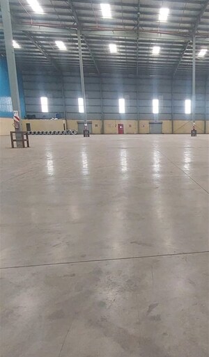  Warehouse For Rent in Padagha