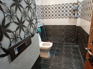 Bathroom in 3 BHK Independent House at Sector 27 – for Rent