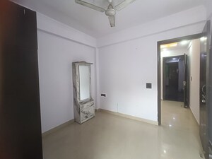 Room in 1 BHK Builder Floor at Malviya Nagar – for Rent