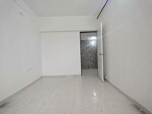 Room in 2 BHK Apartment at Arihant Aspire, Palaspe Phata – for Rent