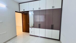 Room in 3 BHK Apartment at Meridian Park At The Prestige City, Sarjapur Road – for Rent