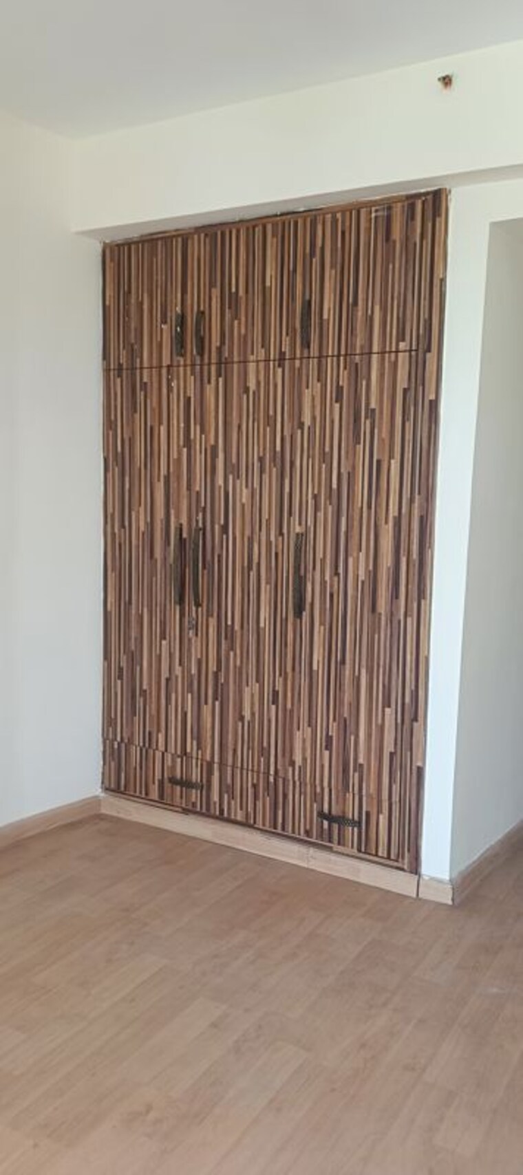 Balcony, unitech-harmony 3.5 Bedroom 2714 Sq.Ft. Apartment In Sector 50 Gurgaon 10569378