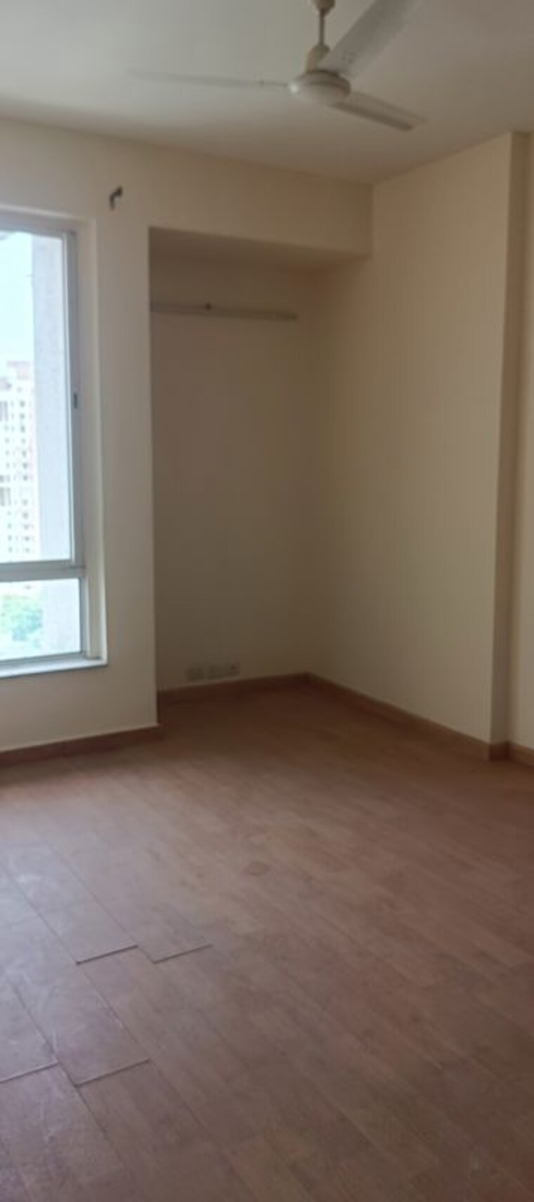 Room, unitech-harmony 3.5 Bedroom 2714 Sq.Ft. Apartment In Sector 50 Gurgaon 10569378