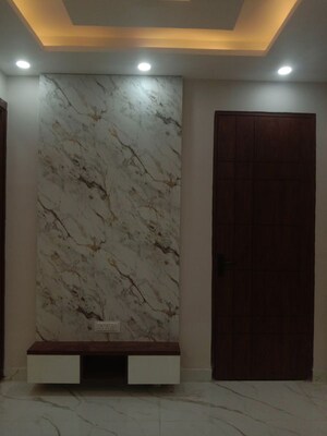 Room in 2 BHK Builder Floor at Mohan Garden – for Sale