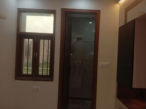Room in 2 BHK Builder Floor at Mohan Garden – for Sale