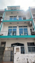 6 BHK + Servant Room 60 Sq.Mt. Independent House in Gamma II Greater Noida