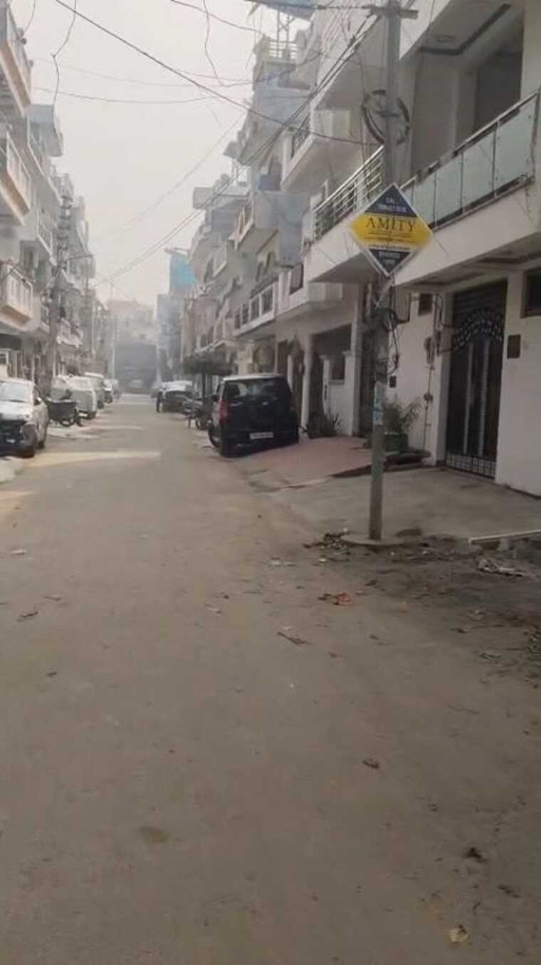  Parking, vrindavan yojna 1 Bedroom 675 Sq.Ft. Independent House In Vrindavan Yojna Lucknow 10569411